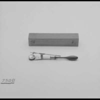 Voorwerpen\7500\7500b.jpg; V07500; ; Passermicroscoop met doosCompass microscope with box